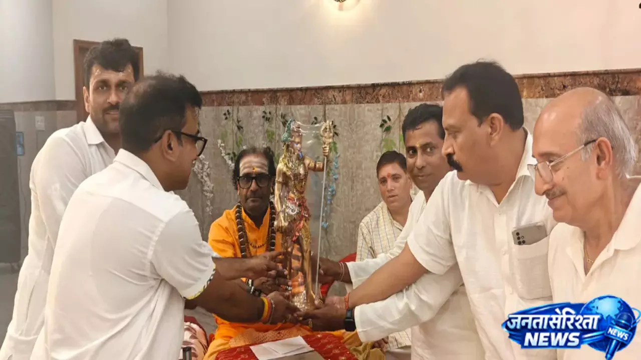 सावन के पहले सोमवार पर द्वारिका सिटी में उमड़ा आस्था का सैलाब सावन के पहले सोमवार पर द्वारिका सिटी में उमड़ा आस्था का सैलाब