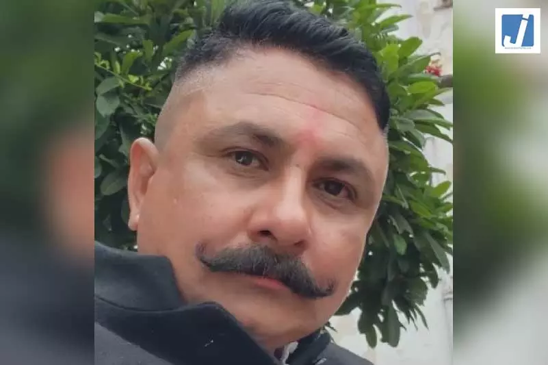 पुरानी दुश्मनी, भाभी से अवैध संबंध का भी शक...चचेरे भाई ने बहाया खून पुरानी दुश्मनी, भाभी से अवैध संबंध का भी शक...चचेरे भाई ने बहाया खून