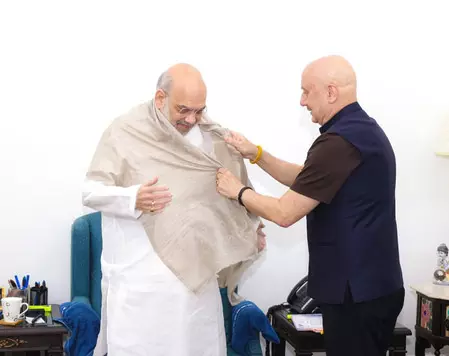 केंद्रीय गृह मंत्री अमित शाह से मिले अनुपम खेर, बोले- ऐसे व्यक्तित्व से हर मुलाकात कुछ नया सीखने का मौका देती है केंद्रीय गृह मंत्री अमित शाह से मिले अनुपम खेर, बोले- ऐसे व्यक्तित्व से हर मुलाकात कुछ नया सीखने का मौका देती है