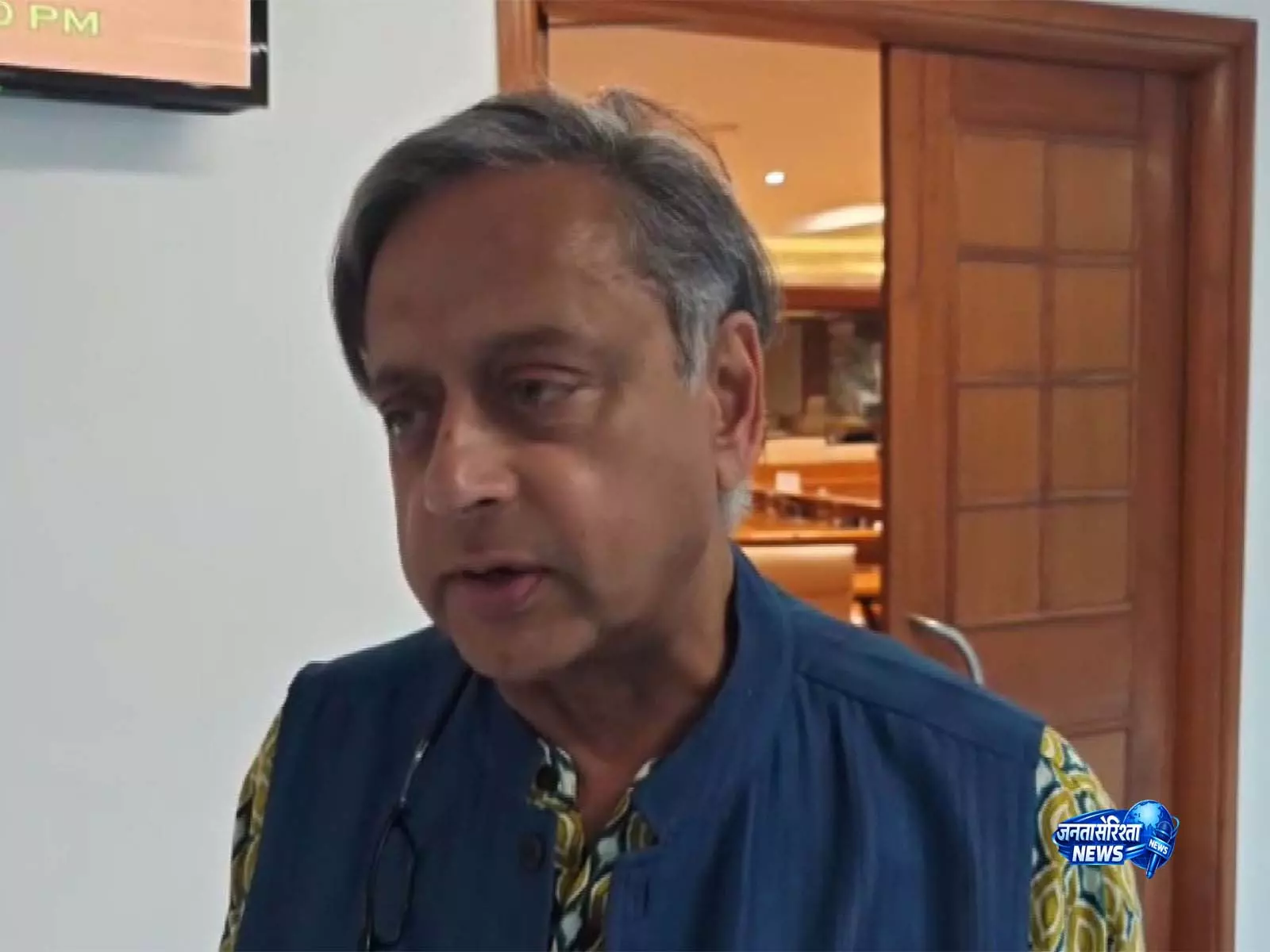 शशि थरूर बोले- भारत की पड़ोसी नीति में श्रीलंका और बांग्लादेश अहम शशि थरूर बोले- भारत की पड़ोसी नीति में श्रीलंका और बांग्लादेश अहम