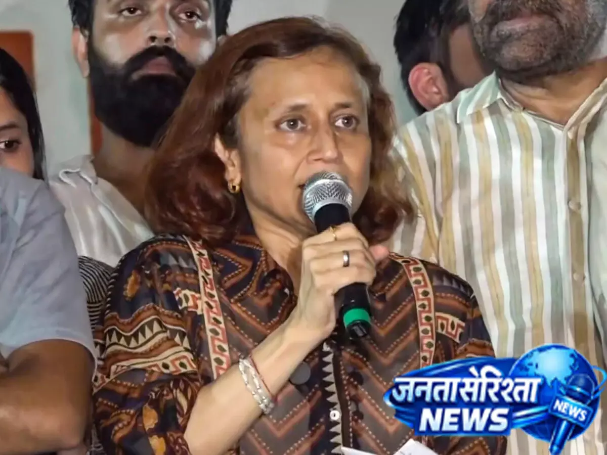 हवा का रुख बदल रहा है, वांगचुक की पत्नी की पोस्ट से छिड़ी राजनीतिक बहस हवा का रुख बदल रहा है, वांगचुक की पत्नी की पोस्ट से छिड़ी राजनीतिक बहस