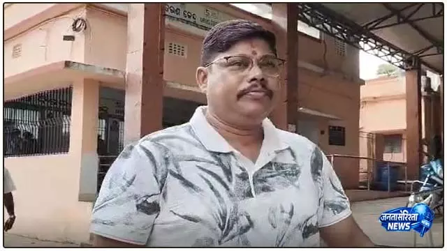 निलंबित IIC सुजीत कुमार दास क्राइम ब्रांच CAW के सामने पेश निलंबित IIC सुजीत कुमार दास क्राइम ब्रांच CAW के सामने पेश
