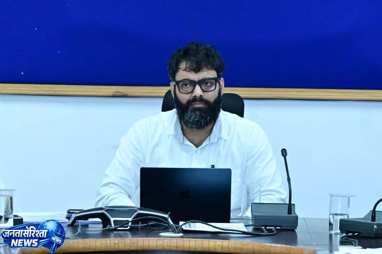 कलेक्टर ने स्कूल और आंगनबाड़ी केंद्र के बच्चों का आधार केन्द्र प्राथमिकता से बनाने के दिए निर्देश कलेक्टर ने स्कूल और आंगनबाड़ी केंद्र के बच्चों का आधार केन्द्र प्राथमिकता से बनाने के दिए निर्देश