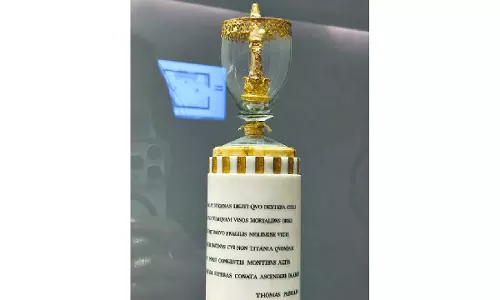 गोमूत्र पर बहस में वैज्ञानिक दृष्टिकोण को प्राथमिकता क्यों ज़रूरी है