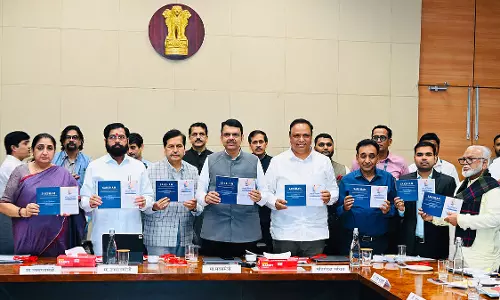 मुख्यमंत्री ने किया ‘सक्षम स्किल सेंसस’ कॉफी टेबल बुक का अनावरण मुख्यमंत्री ने किया ‘सक्षम स्किल सेंसस’ कॉफी टेबल बुक का अनावरण