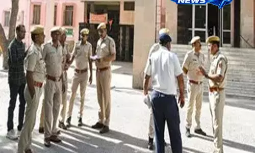 Rajasthan: पुलिस से भागते समय चंबल पुल से कूदने के बाद दो तस्करों की मौत Rajasthan: पुलिस से भागते समय चंबल पुल से कूदने के बाद दो तस्करों की मौत