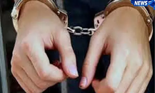 UP : मथुरा में ड्रग्स तस्करी का भंडाफोड़, एंटी नारकोटिक्स टीम की बड़ी कार्रवाई UP : मथुरा में ड्रग्स तस्करी का भंडाफोड़, एंटी नारकोटिक्स टीम की बड़ी कार्रवाई