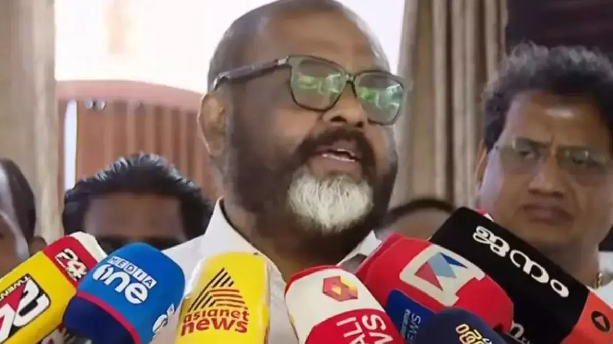 विवादित बयान: मंत्री ने जताया अफसोस, कहा- संभलकर बोलना था विवादित बयान: मंत्री ने जताया अफसोस, कहा- संभलकर बोलना था