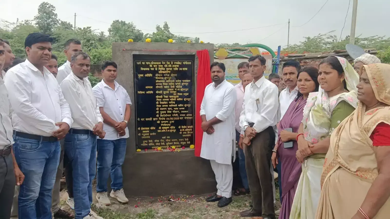 Dungarpur: 30 लाख की सीसी सड़क से सुधरेगी कांकरादरा की यातायात सुविधा