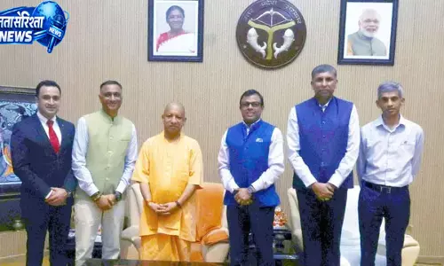 फ्लिपकार्ट के CEO कल्याण कृष्णमूर्ति ने CM योगी से की मुलाकात फ्लिपकार्ट के CEO कल्याण कृष्णमूर्ति ने CM योगी से की मुलाकात