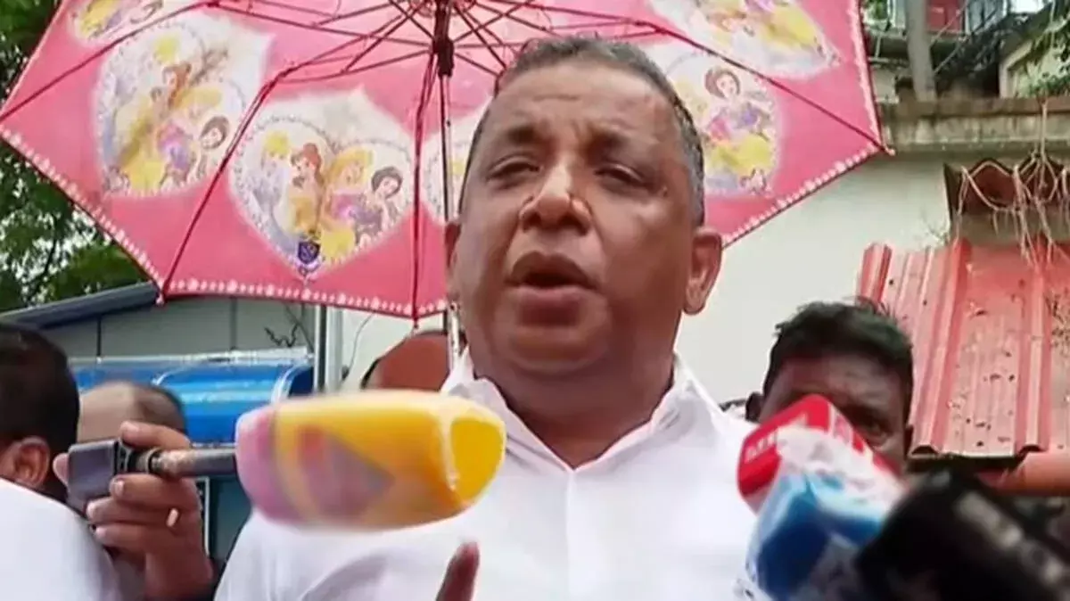 कुट्टनाड में भीषण जलभराव: CM पर भड़के अपनी ही पार्टी के विधायक