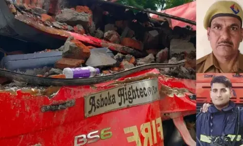 ग्रेटर नोएडा फैक्ट्री अग्निकांड: 450 कर्मचारियों को बचाने में दो दमकलकर्मियों ने दी शहादत
