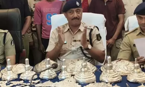 दो भाई लगातार मंदिरों में कर रहे थे चोरी, जांजगीर पुलिस का खुलासा दो भाई लगातार मंदिरों में कर रहे थे चोरी, जांजगीर पुलिस का खुलासा