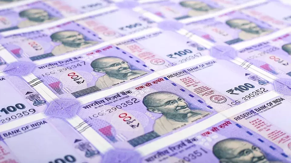 RBI का लक्ष्य FY28 तक पॉलीमर करेंसी नोट जारी करना है: गवर्नर मल्होत्रा
