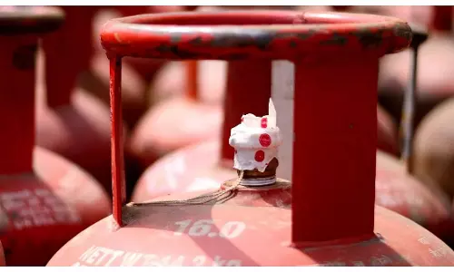 भारत बनाएगा बड़ा ऊर्जा भंडार, LPG-गैस सुरक्षा योजना को मिलेगी मजबूती भारत बनाएगा बड़ा ऊर्जा भंडार, LPG-गैस सुरक्षा योजना को मिलेगी मजबूती