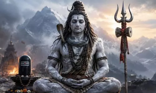 शिव जी क्यों करते हैं भस्म से श्रृंगार? जानें रहस्यमयी वजह शिव जी क्यों करते हैं भस्म से श्रृंगार? जानें रहस्यमयी वजह