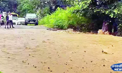 दियोली-चलेट कॉज-वे पर थमे पहिए
