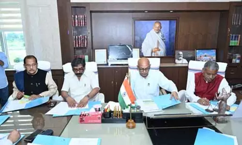 झारखंड विधानसभा का मानसून सत्र गुरुवार से, छात्र आंदोलन का मुद्दा गूंजेगा, सर्वदलीय बैठक में वार्ता की मांग झारखंड विधानसभा का मानसून सत्र गुरुवार से, छात्र आंदोलन का मुद्दा गूंजेगा, सर्वदलीय बैठक में वार्ता की मांग