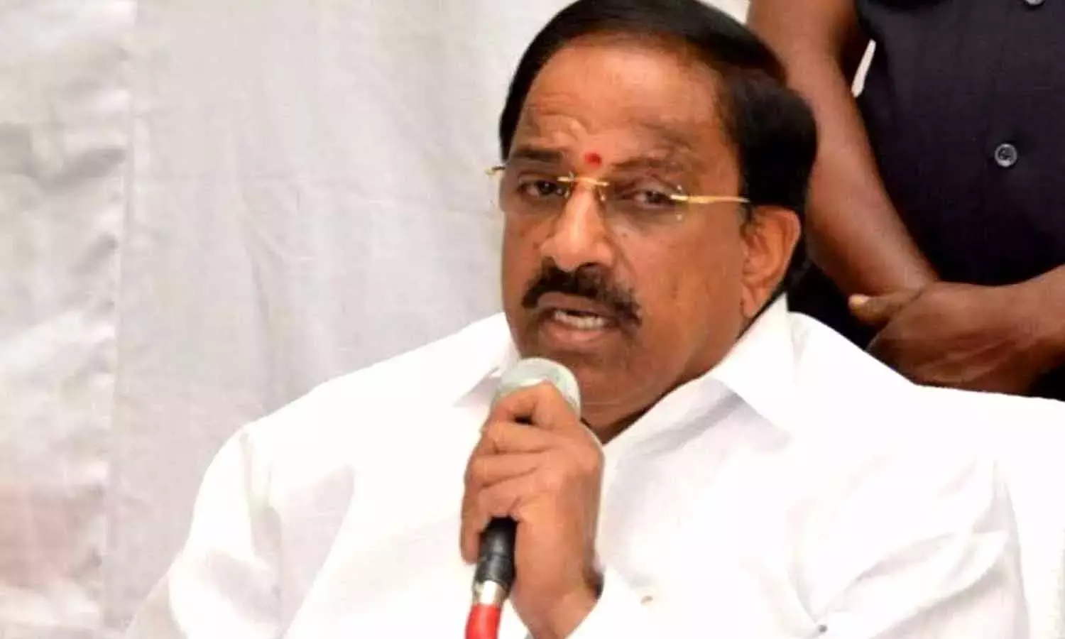 Telangana के मंत्री तुम्मला नागेश्वर राव ने भद्राचलम में दूसरे गोदावरी पुल के काम का निरीक्षण किया Telangana के मंत्री तुम्मला नागेश्वर राव ने भद्राचलम में दूसरे गोदावरी पुल के काम का निरीक्षण किया