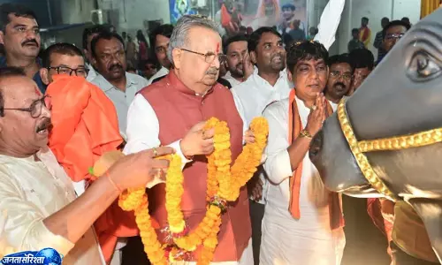विधानसभा अध्यक्ष डॉ. रमन सिंह महारुद्राभिषेक में शामिल हुए