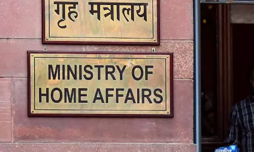 2025 में साइबर ठगी की 5.63 लाख शिकायतें, महिलाओं और बुजुर्गों को ₹7,769 करोड़ का नुकसान 2025 में साइबर ठगी की 5.63 लाख शिकायतें, महिलाओं और बुजुर्गों को ₹7,769 करोड़ का नुकसान