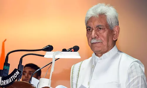 Srinagar: आतंकवाद प्रभावित परिवारों के पुनर्वास को लेकर एलजी सिन्हा का बड़ा बयान