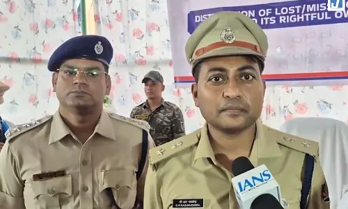 नशीली कफ सिरप तस्करी का नेटवर्क बेनकाब, वाहन की तलाशी में मिला 1.2 करोड़ का जखीरा नशीली कफ सिरप तस्करी का नेटवर्क बेनकाब, वाहन की तलाशी में मिला 1.2 करोड़ का जखीरा