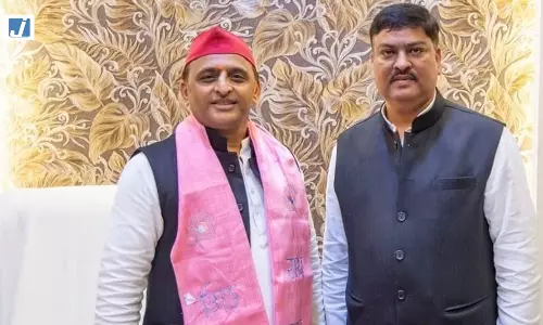 अयोध्या से पवन पांडे को बनाया उम्मीदवार; अखिलेश यादव ने किया ऐलान अयोध्या से पवन पांडे को बनाया उम्मीदवार; अखिलेश यादव ने किया ऐलान