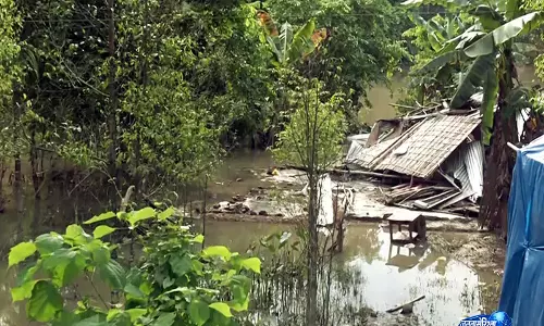 असम बाढ़ राहत में RSS और सहयोगी संगठनों ने 40 हजार से अधिक परिवारों की मदद की असम बाढ़ राहत में RSS और सहयोगी संगठनों ने 40 हजार से अधिक परिवारों की मदद की