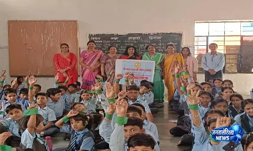 ग्रीन रिबन अभियान के माध्यम से किया विद्यार्थियों को स्वैच्छिक रक्तदान के लिए जागरूक ग्रीन रिबन अभियान के माध्यम से किया विद्यार्थियों को स्वैच्छिक रक्तदान के लिए जागरूक
