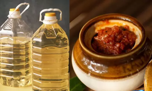किचन में करें ये छोटा बदलाव, सेहत को मिलेंगे बड़े फायदे; डॉक्टर की सलाह किचन में करें ये छोटा बदलाव, सेहत को मिलेंगे बड़े फायदे; डॉक्टर की सलाह