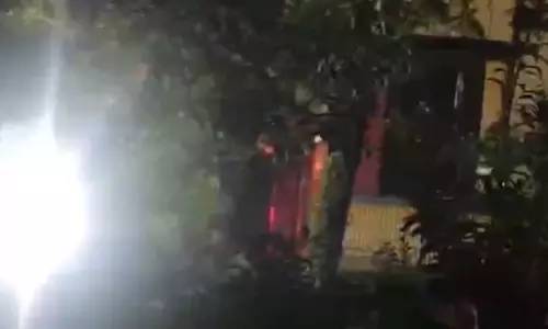 पूर्व क्रिकेट शाकिब अल हसन के घर पर फेके गए पेट्रोल बम