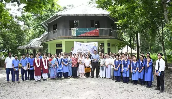 क्लाउडेड लेपर्ड दिवस पर वन्यजीव संरक्षण का संदेश, दुर्लभ प्रजाति बचाने की अपील क्लाउडेड लेपर्ड दिवस पर वन्यजीव संरक्षण का संदेश, दुर्लभ प्रजाति बचाने की अपील