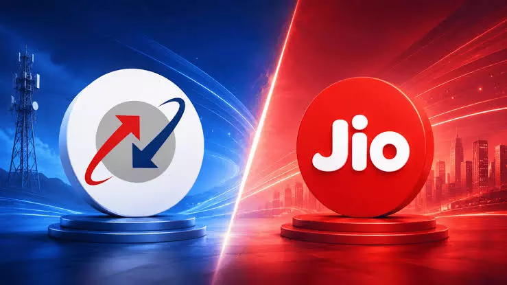 Jio और BSNL के 72 दिन वाले प्लान में मुकाबला, जानें किसमें मिलते हैं ज्यादा फायदे Jio और BSNL के 72 दिन वाले प्लान में मुकाबला, जानें किसमें मिलते हैं ज्यादा फायदे