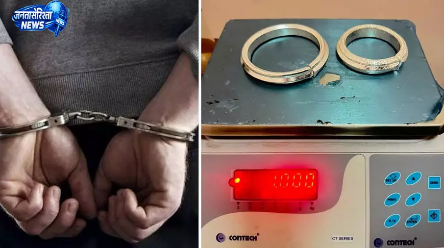 इंदौर एयरपोर्ट पर सोने की तस्करी का भंडाफोड़, DRI ने 1.44 करोड़ का सोना किया जब्त इंदौर एयरपोर्ट पर सोने की तस्करी का भंडाफोड़, DRI ने 1.44 करोड़ का सोना किया जब्त