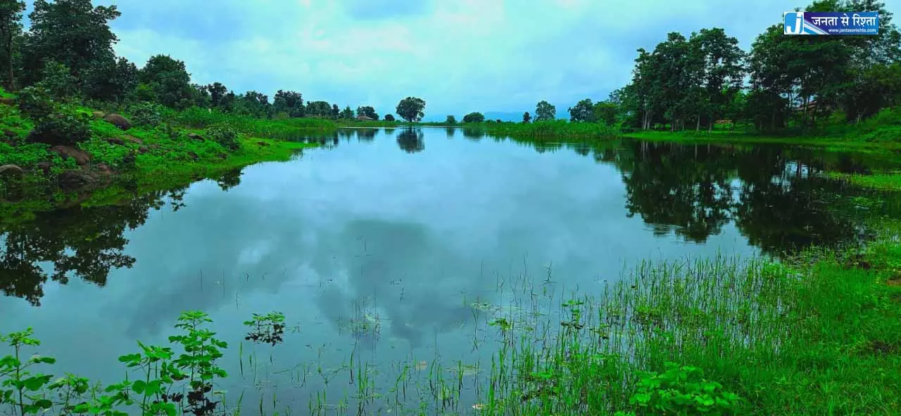 जहाँ कभी पानी की थी चिंता, आज हर मौसम में जीवन का आधार बना जल स्रोत जहाँ कभी पानी की थी चिंता, आज हर मौसम में जीवन का आधार बना जल स्रोत