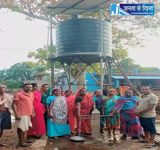 सोलर पंप सुधारने मुख्यमंत्री हेल्पलाइन में की शिकायत, कुछ ही घंटों में हुई मरम्मत सोलर पंप सुधारने मुख्यमंत्री हेल्पलाइन में की शिकायत, कुछ ही घंटों में हुई मरम्मत