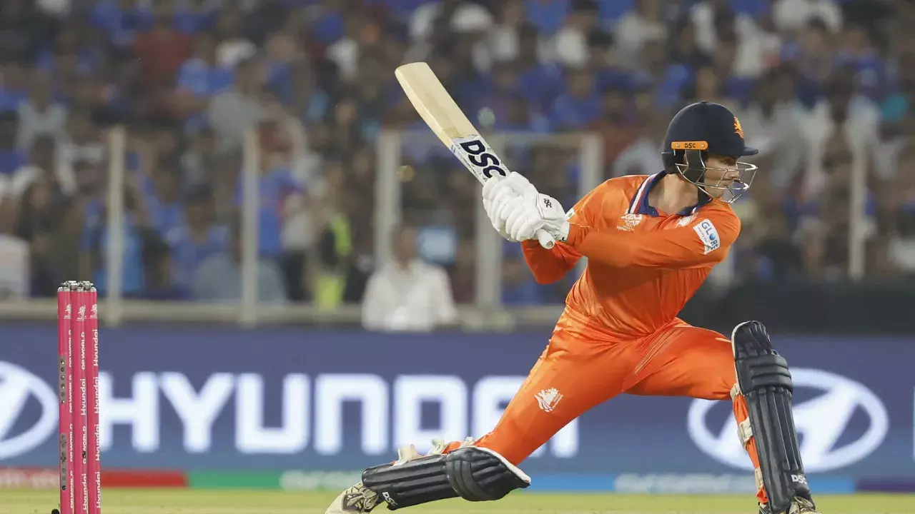 ICC रैंकिंग: ODI चार्ट में नीदरलैंड्स की बढ़त में एडवर्ड्स और वैन डर मर्व सबसे आगे ICC रैंकिंग: ODI चार्ट में नीदरलैंड्स की बढ़त में एडवर्ड्स और वैन डर मर्व सबसे आगे