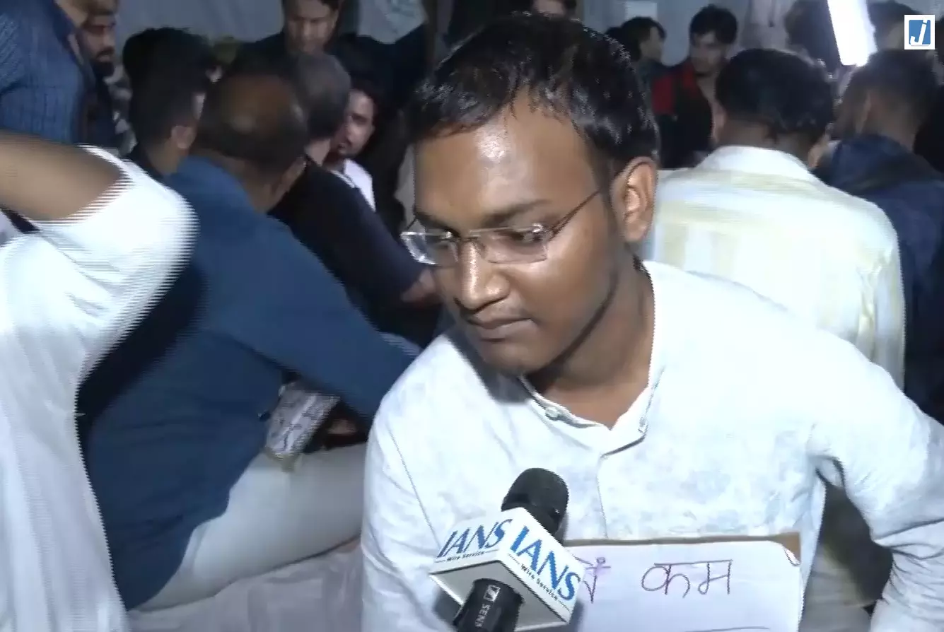 जेपीएससी-जेएसएससी परीक्षाएं रद्द करने की मांग तेज जेपीएससी-जेएसएससी परीक्षाएं रद्द करने की मांग तेज