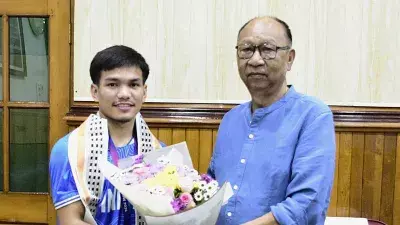 मणिपुर के गौरव जादुमणि सिंह से मिले मुख्यमंत्री, खेल प्रतिभाओं को हरसंभव समर्थन का भरोसा मणिपुर के गौरव जादुमणि सिंह से मिले मुख्यमंत्री, खेल प्रतिभाओं को हरसंभव समर्थन का भरोसा