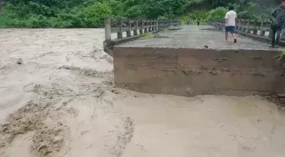 मणिपुर में मूसलाधार बारिश का कहर, फ्लैश फ्लड से खेती को भारी नुकसान मणिपुर में मूसलाधार बारिश का कहर, फ्लैश फ्लड से खेती को भारी नुकसान