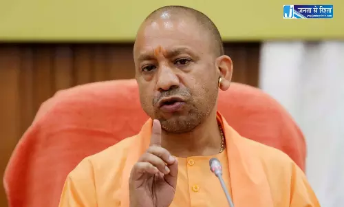 CM योगी तिरंगा यात्रा में होंगे शामिल CM योगी तिरंगा यात्रा में होंगे शामिल