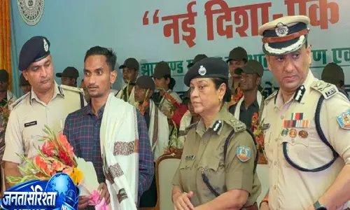 18 साल पुरानी कहानी का अंत, 5 लाख के इनामी नक्सली को पुलिस ने दबोचा