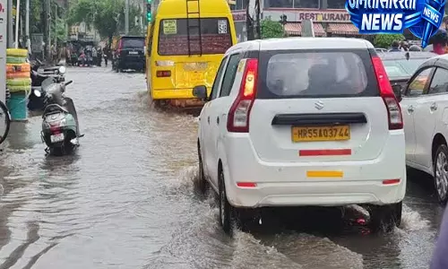 मूसलाधार बारिश से गुरुग्राम बेहाल, सड़कों पर पानी और ट्रैफिक व्यवस्था चरमराई