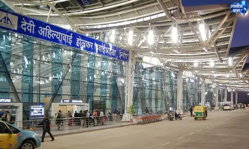 इंदौर एयरपोर्ट पर सोना तस्करी का भंडाफोड़