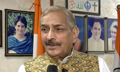 हम छात्रों की हर नैतिक मांग के साथ, झारखंड में प्रदर्शन पर कांग्रेस नेताओं ने किया सरकार का बचाव हम छात्रों की हर नैतिक मांग के साथ, झारखंड में प्रदर्शन पर कांग्रेस नेताओं ने किया सरकार का बचाव