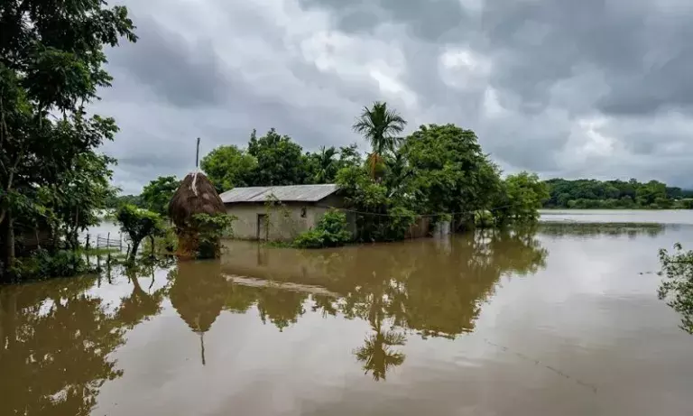 Assam: दिजू नदी फिर उफान पर, नागांव के अमनी रेवेन्यू सर्कल में फिर से बाढ़