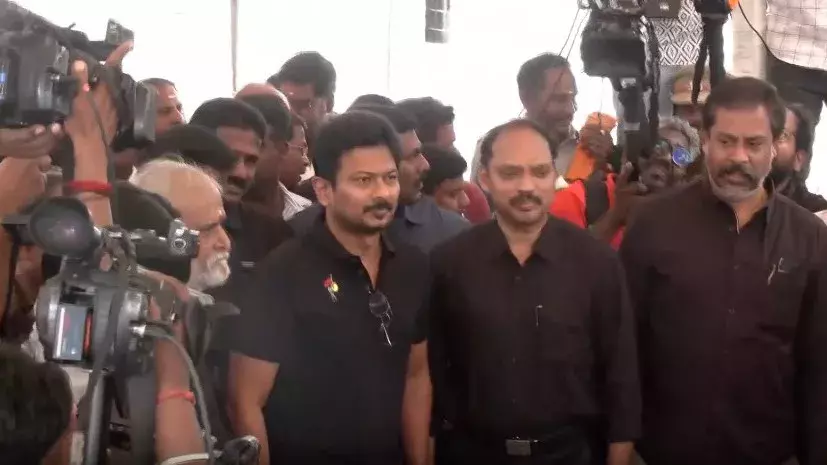 TN कृषि बजट: DMK विधायकों ने काली शर्ट पहनकर जताया विरोध