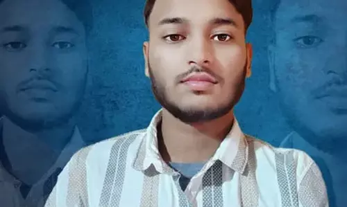 रिफ़ान आरिश बिहार में डीएलएड परीक्षा टॉपर रिफ़ान आरिश बिहार में डीएलएड परीक्षा टॉपर