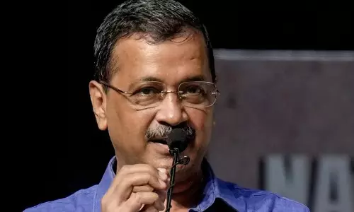 New Delhi: E20 मुद्दे पर केजरीवाल ने सरकार को घेरा, रिपोर्ट सार्वजनिक करने की मांग New Delhi: E20 मुद्दे पर केजरीवाल ने सरकार को घेरा, रिपोर्ट सार्वजनिक करने की मांग